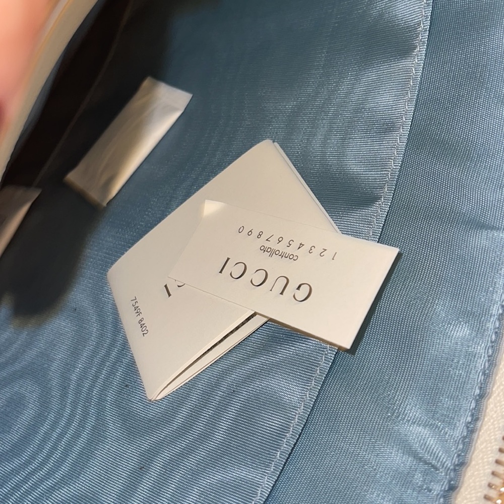 Gucci Guccy becchin Amore edition pouch  with tags and box - Picture 4 of 6